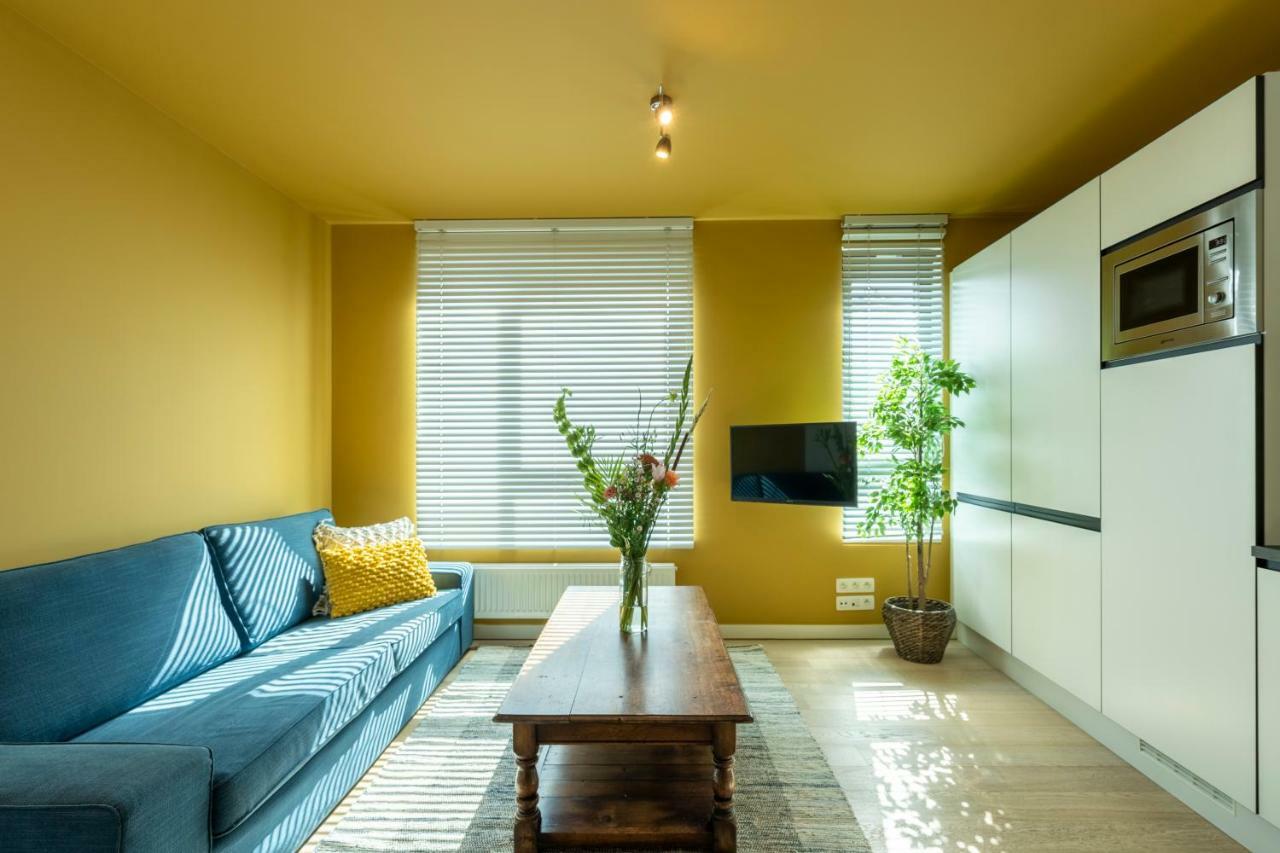 Shway - The India Yellow Antwerp